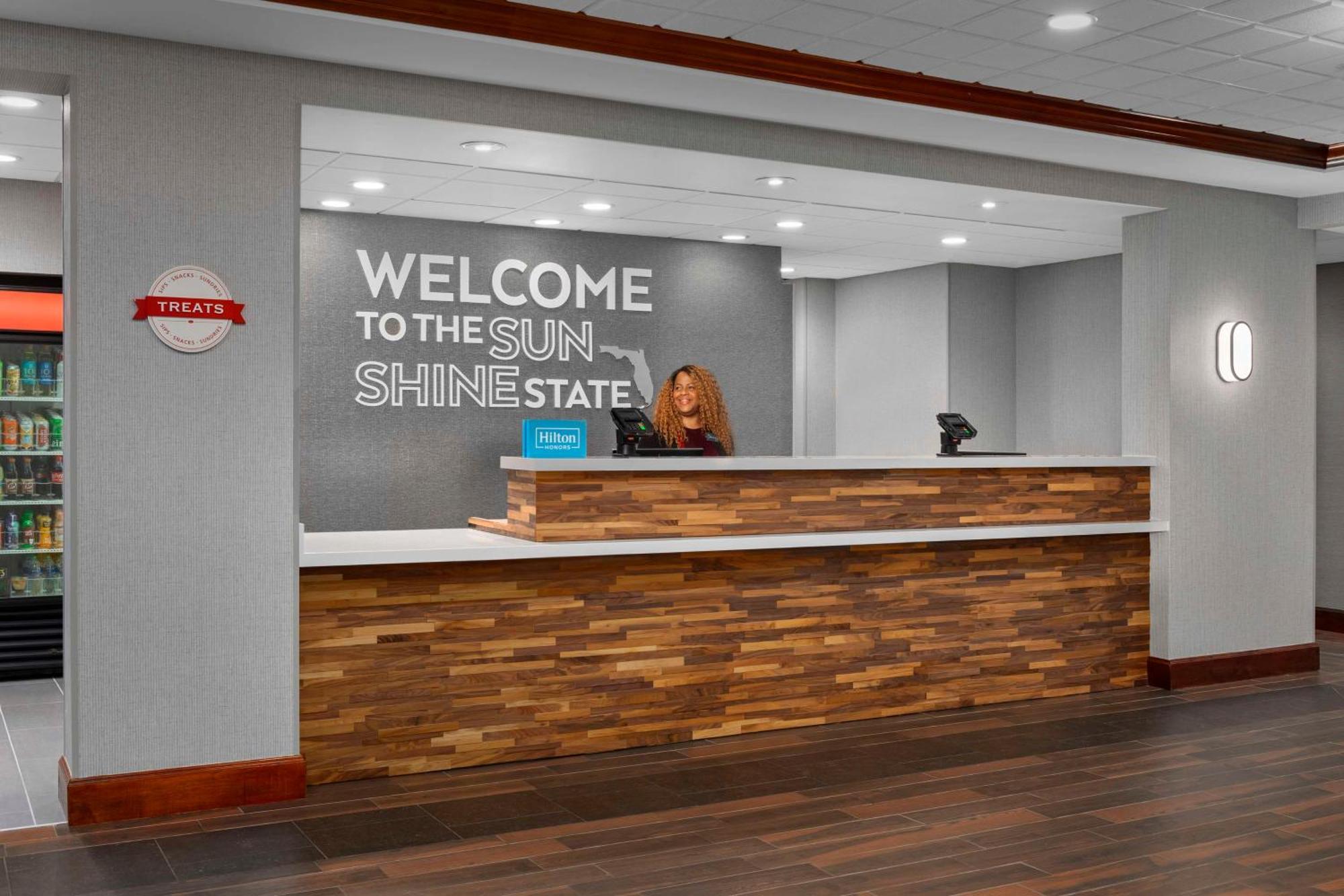 Hampton Inn & Suites At Lake Mary Colonial Townpark エクステリア 写真