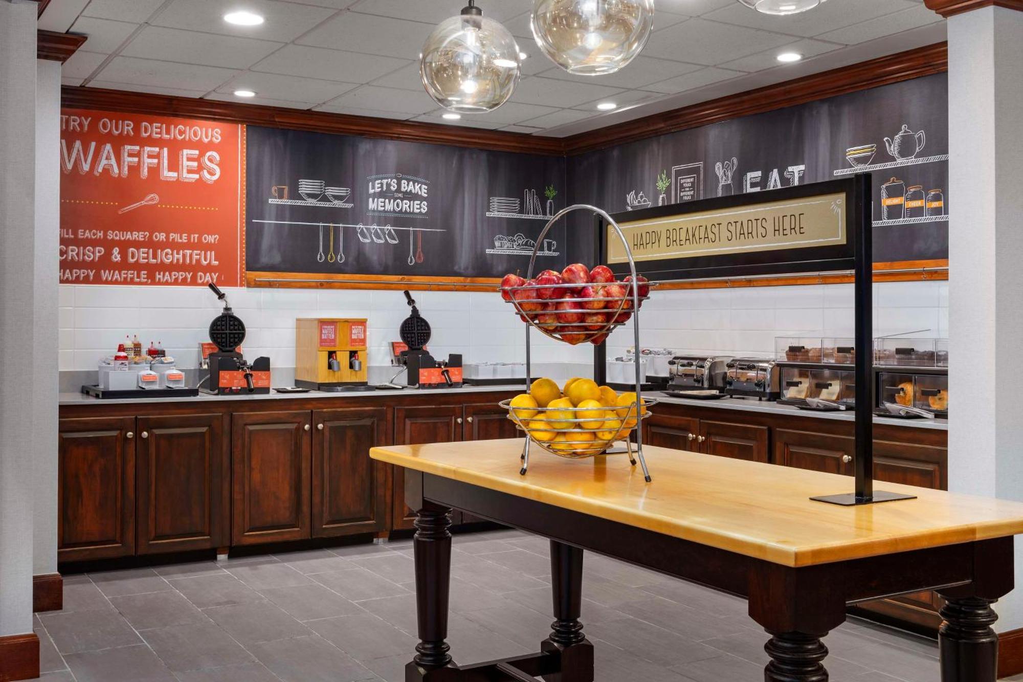 Hampton Inn & Suites At Lake Mary Colonial Townpark エクステリア 写真